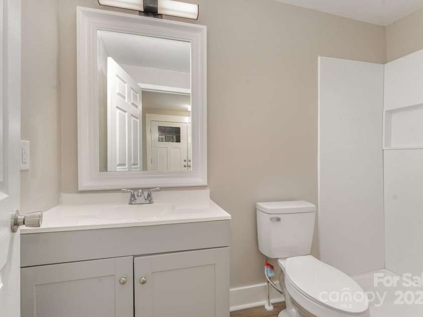 638 Old Salisbury Road, Statesville, NC 28677.  MLS# CAR4317172, YatesRealty ID 31467. 