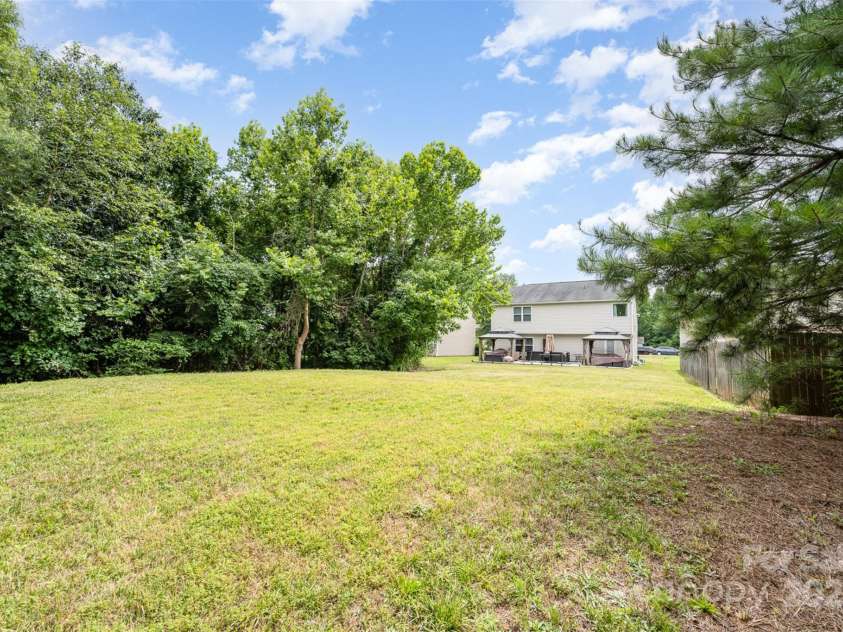1216 Catawba Run, Lowell, NC 28098.  MLS# CAR4275824, YatesRealty ID 31468. 