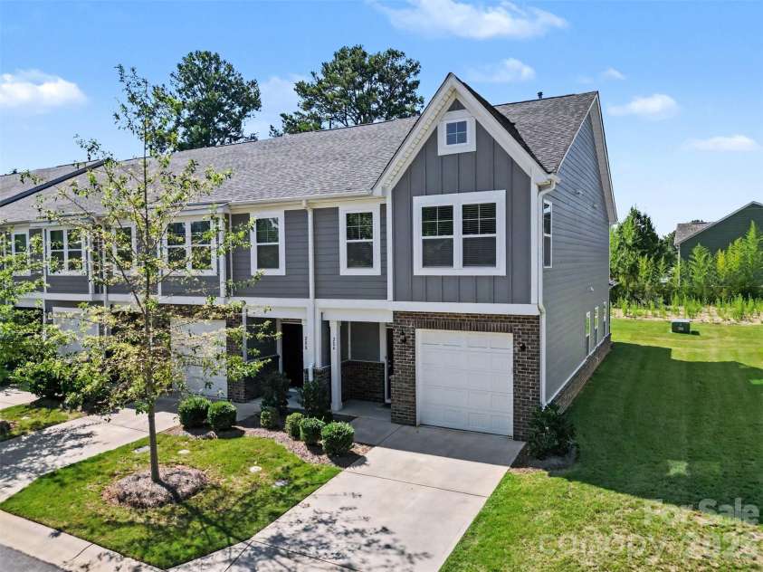 204 Bella Lane, Indian Trail, NC 28079.  MLS# CAR4417697, YatesRealty ID 31468. 
