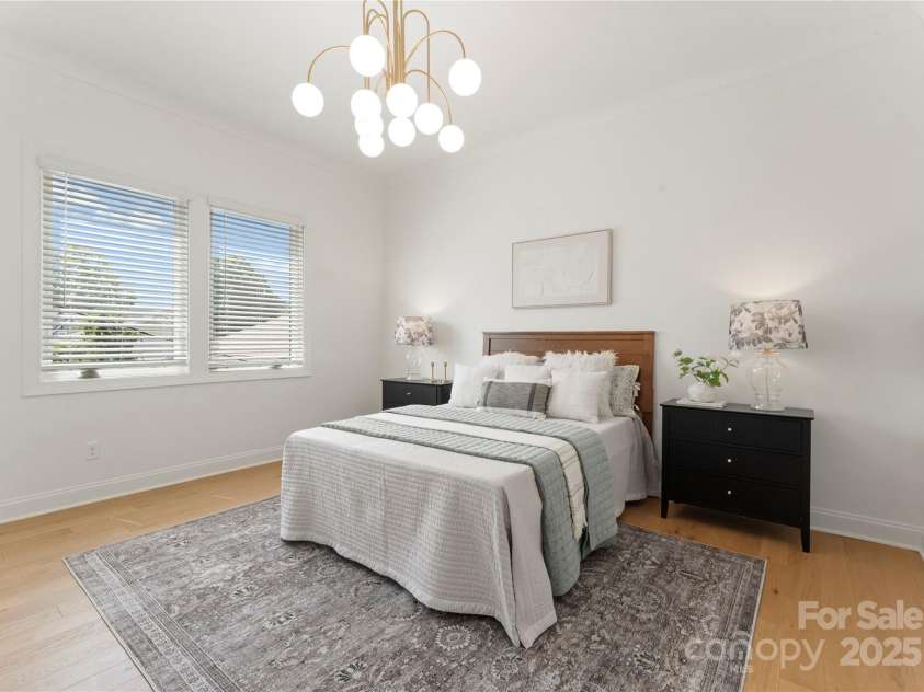 4211 Walker Road, Charlotte, NC 28211.  MLS# CAR4286850, YatesRealty ID 31469. 