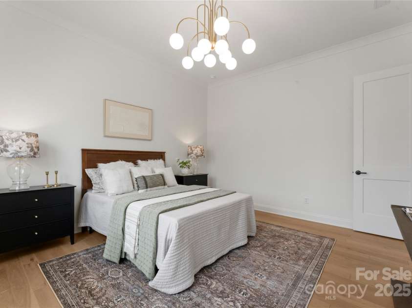 4211 Walker Road, Charlotte, NC 28211.  MLS# CAR4286850, YatesRealty ID 31469. 