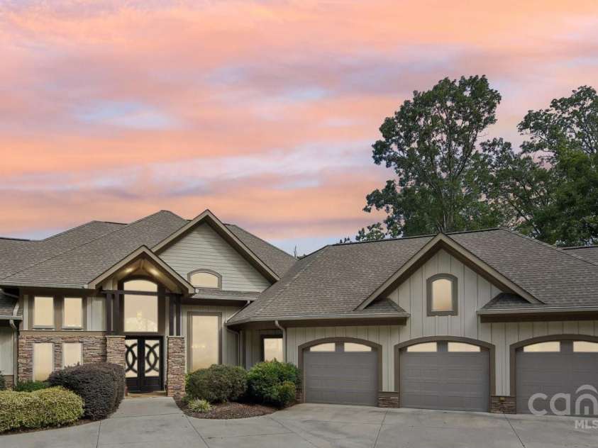 1430 Rocky Cove Lane, Denton, NC 27239.  MLS# CAR4177726, YatesRealty ID 3147. 