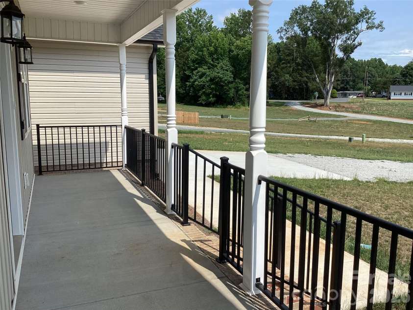 170 Smoke Lane, Salisbury, NC 28147.  MLS# CAR4297533, YatesRealty ID 3147. Front porch view