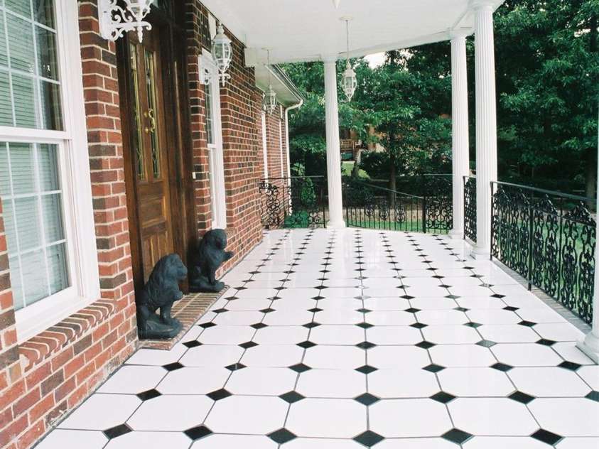 4900 Rocky River Road, Charlotte, NC 28215.  MLS# CAR4283934, YatesRealty ID 31470. Front entrance porch
