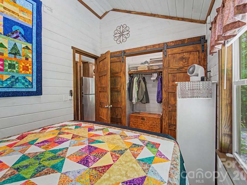 243 Jonquil Woods Road, Franklin, NC 28734.  MLS# CAR4394222, YatesRealty ID 31472. 
