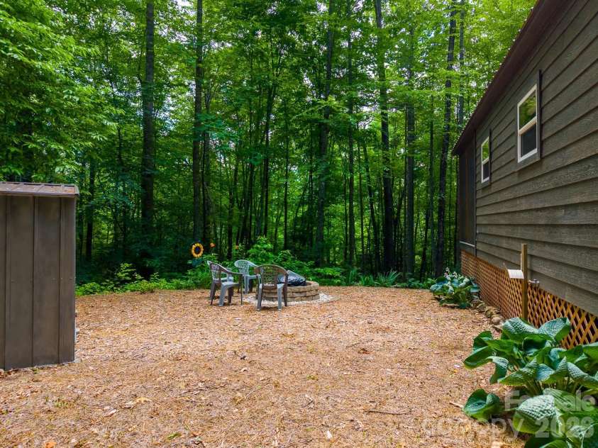 243 Jonquil Woods Road, Franklin, NC 28734.  MLS# CAR4394222, YatesRealty ID 31472. 