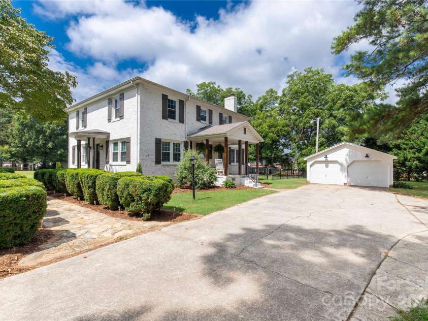 931 Museum Road, Rock Hill, SC 29732.  MLS# CAR4285254, YatesRealty ID 31472. 