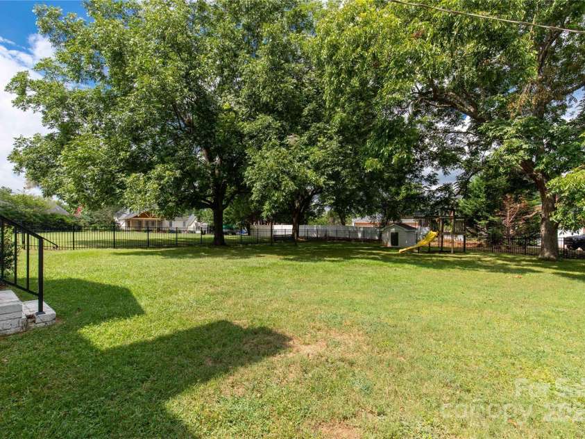 931 Museum Road, Rock Hill, SC 29732.  MLS# CAR4285254, YatesRealty ID 31472. 