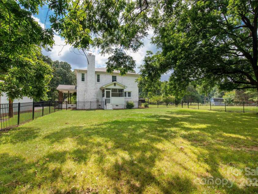 931 Museum Road, Rock Hill, SC 29732.  MLS# CAR4285254, YatesRealty ID 31472. 