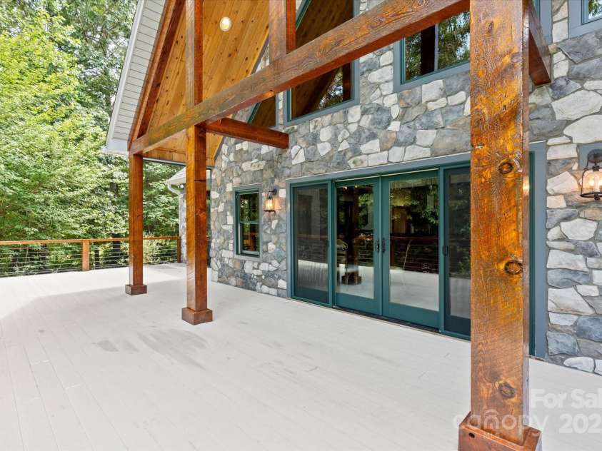 16 Royal Vista Way, Granite Falls, NC 28630.  MLS# CAR4285044, YatesRealty ID 31475. 