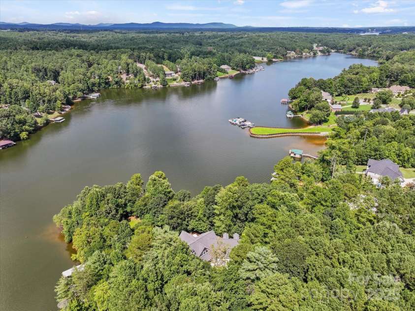 16 Royal Vista Way, Granite Falls, NC 28630.  MLS# CAR4285044, YatesRealty ID 31475. 