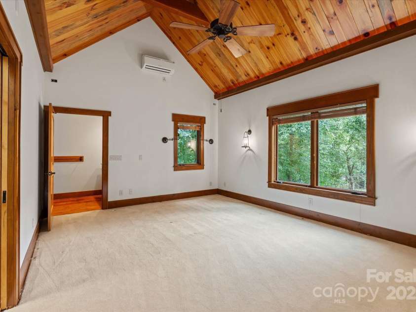 16 Royal Vista Way, Granite Falls, NC 28630.  MLS# CAR4285044, YatesRealty ID 31475. 