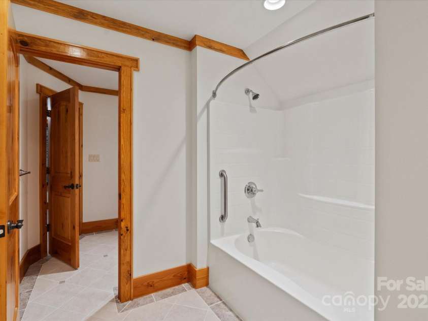 16 Royal Vista Way, Granite Falls, NC 28630.  MLS# CAR4285044, YatesRealty ID 31475. 