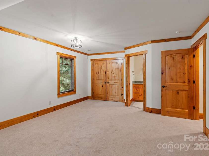 16 Royal Vista Way, Granite Falls, NC 28630.  MLS# CAR4285044, YatesRealty ID 31475. 