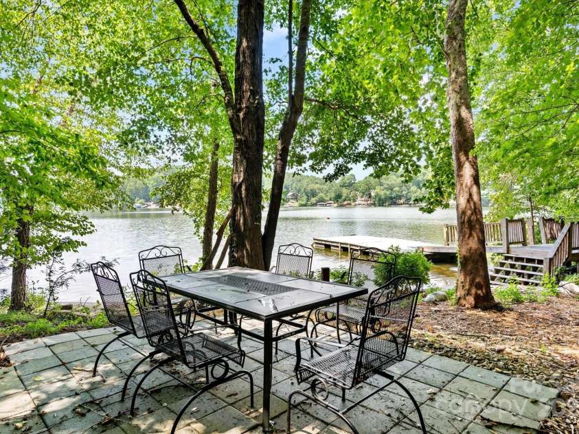 16 Royal Vista Way, Granite Falls, NC 28630.  MLS# CAR4285044, YatesRealty ID 31475. 