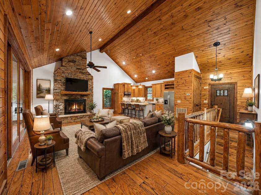 47 Falls Crossing Road, Burnsville, NC 28714.  MLS# CAR4393417, YatesRealty ID 31476. ENDLESS POSSIBILITIES ... AI PIC