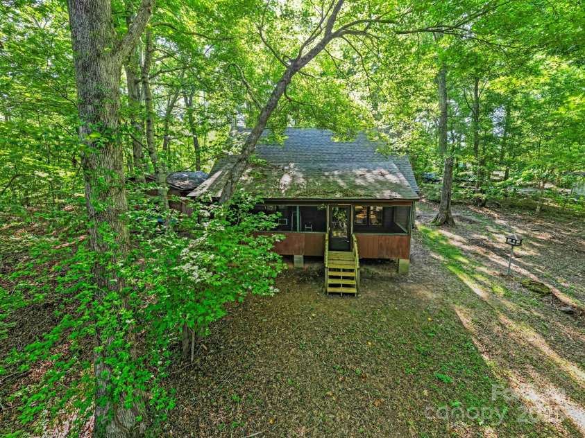 916 Coopers Gap Road, Mill Spring, NC 28756.  MLS# CAR4285214, YatesRealty ID 31476. 