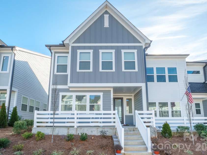 131 Berkeley Avenue, Mooresville, NC 28117.  MLS# CAR4393181, YatesRealty ID 31477. 