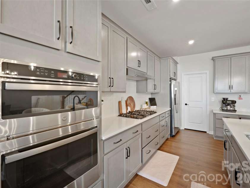 131 Berkeley Avenue, Mooresville, NC 28117.  MLS# CAR4393181, YatesRealty ID 31477. 