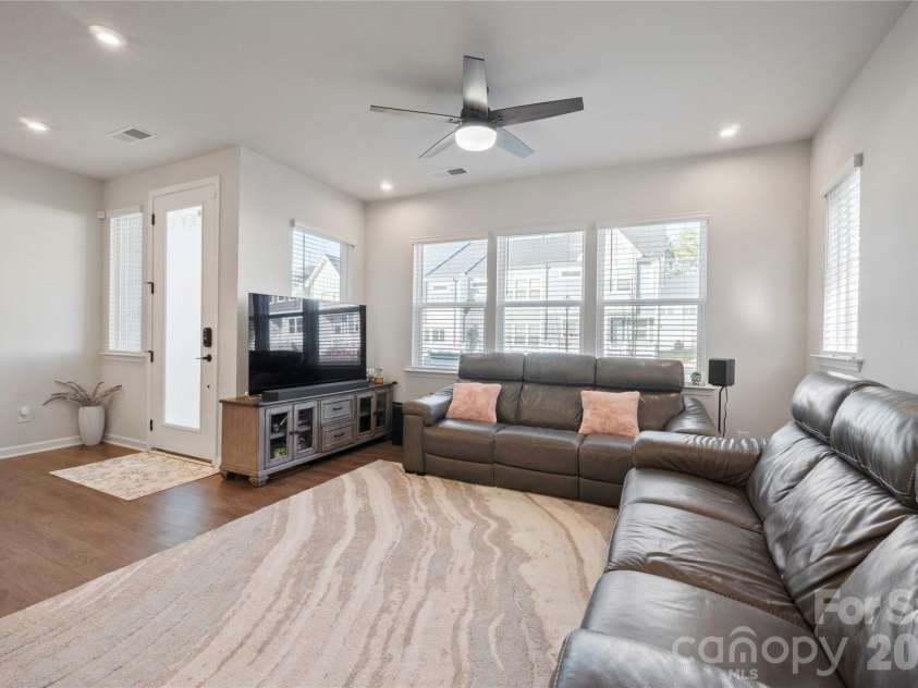 131 Berkeley Avenue, Mooresville, NC 28117.  MLS# CAR4393181, YatesRealty ID 31477. 