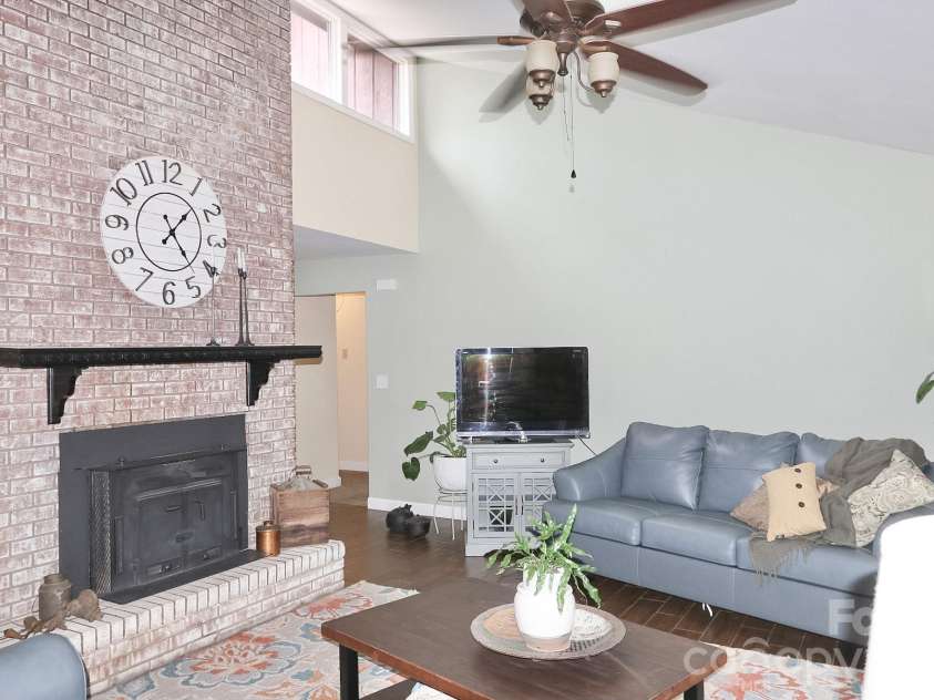 4220 Mae-Len Drive, Winston Salem, NC 27107.  MLS# CAR4394128, YatesRealty ID 31478. 