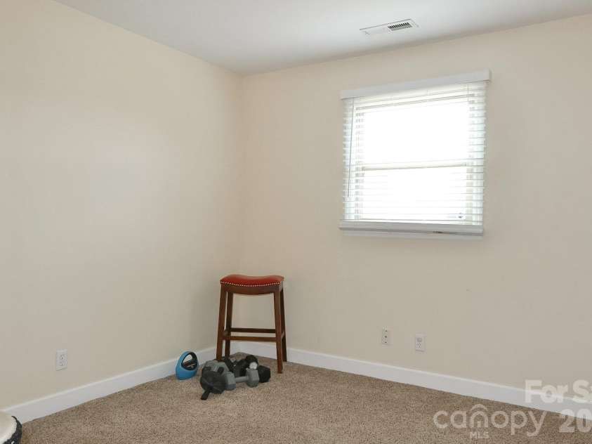 4220 Mae-Len Drive, Winston Salem, NC 27107.  MLS# CAR4394128, YatesRealty ID 31478. 