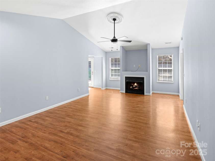 324 Wiltshire Circle, Fletcher, NC 28732.  MLS# CAR4235238, YatesRealty ID 3148. 