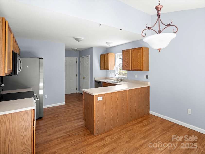 324 Wiltshire Circle, Fletcher, NC 28732.  MLS# CAR4235238, YatesRealty ID 3148. 