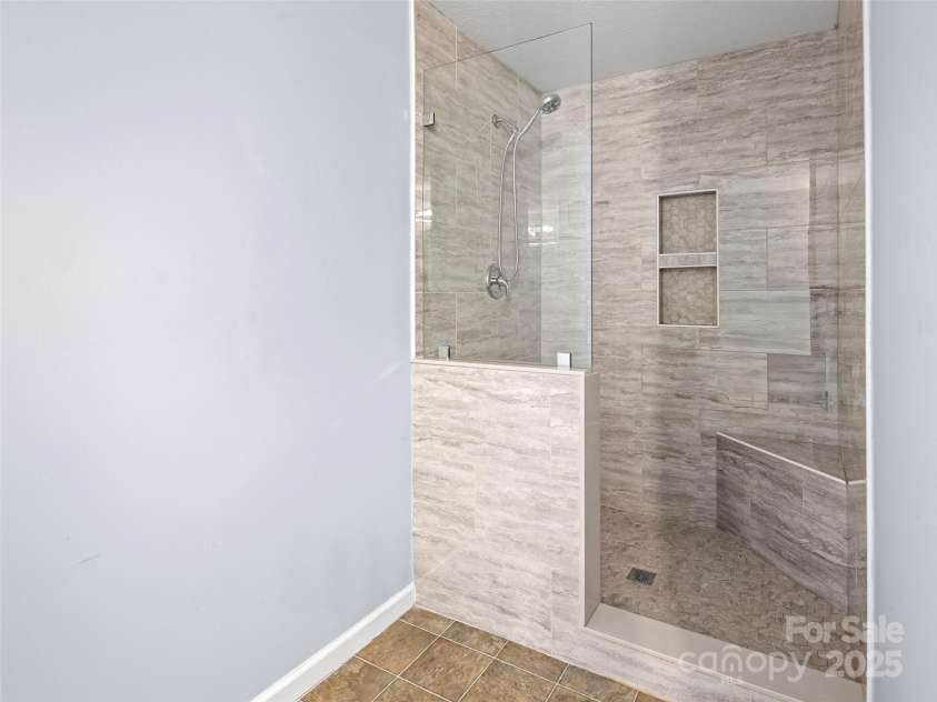 324 Wiltshire Circle, Fletcher, NC 28732.  MLS# CAR4235238, YatesRealty ID 3148. 