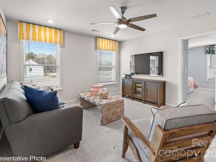 15210 First Broad Road, Huntersville, NC 28078.  MLS# CAR4392490, YatesRealty ID 31481. Loft