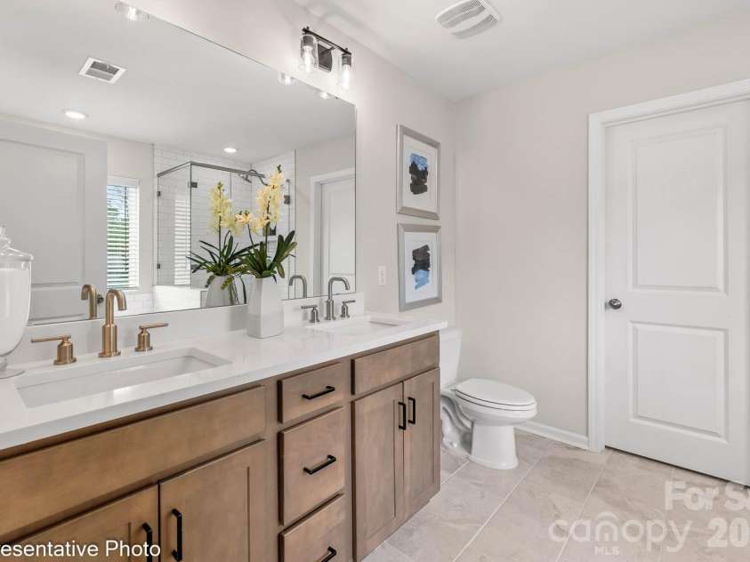 15210 First Broad Road, Huntersville, NC 28078.  MLS# CAR4392490, YatesRealty ID 31481. Primary Bathroom