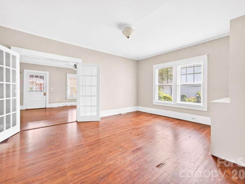 11 Cedar Street, Belmont, NC 28012.  MLS# CAR4394250, YatesRealty ID 31482. 