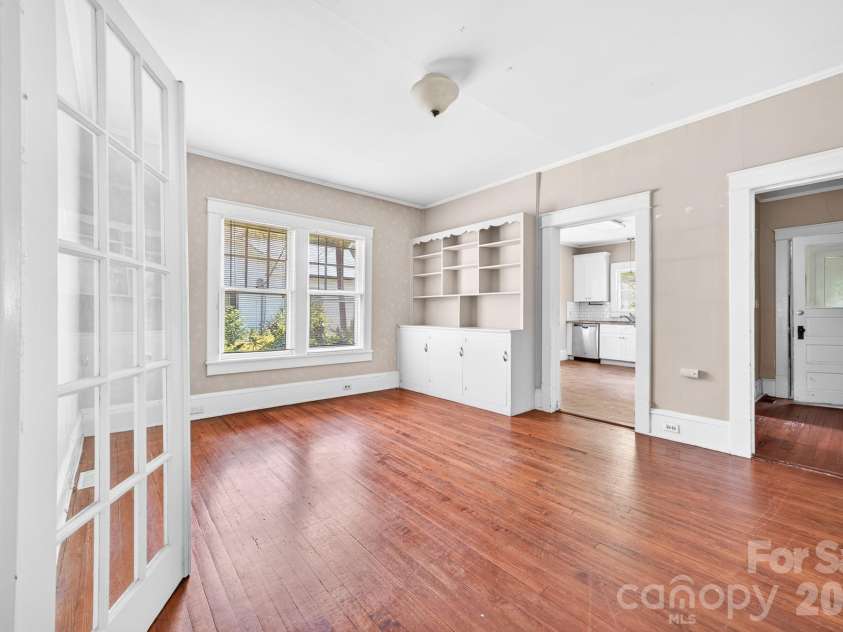 11 Cedar Street, Belmont, NC 28012.  MLS# CAR4394250, YatesRealty ID 31482. 