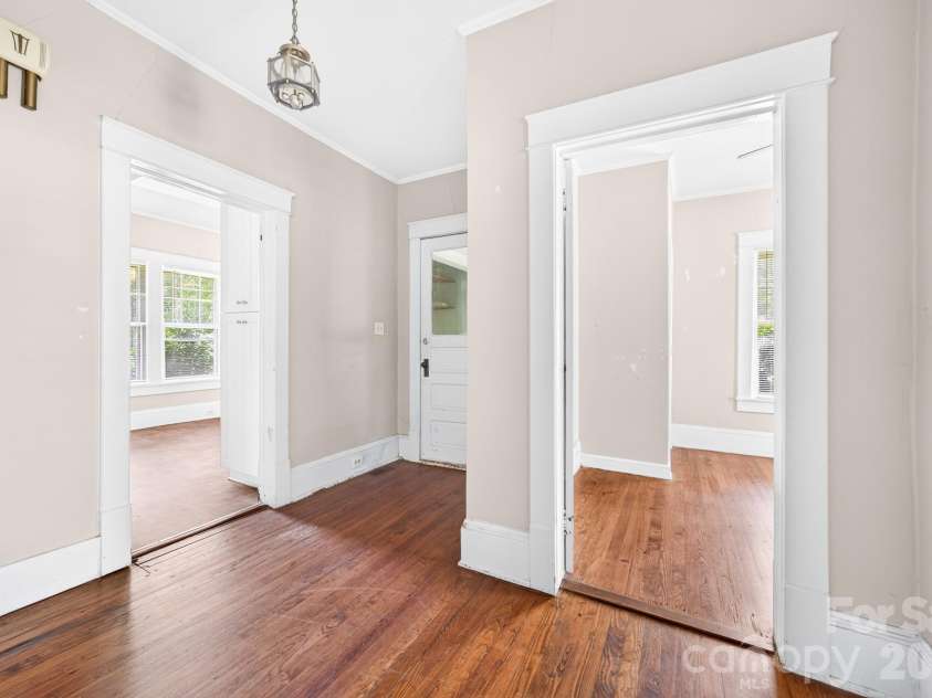 11 Cedar Street, Belmont, NC 28012.  MLS# CAR4394250, YatesRealty ID 31482. 