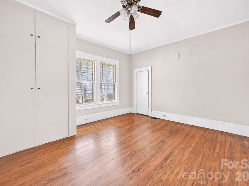 11 Cedar Street, Belmont, NC 28012.  MLS# CAR4394250, YatesRealty ID 31482. 