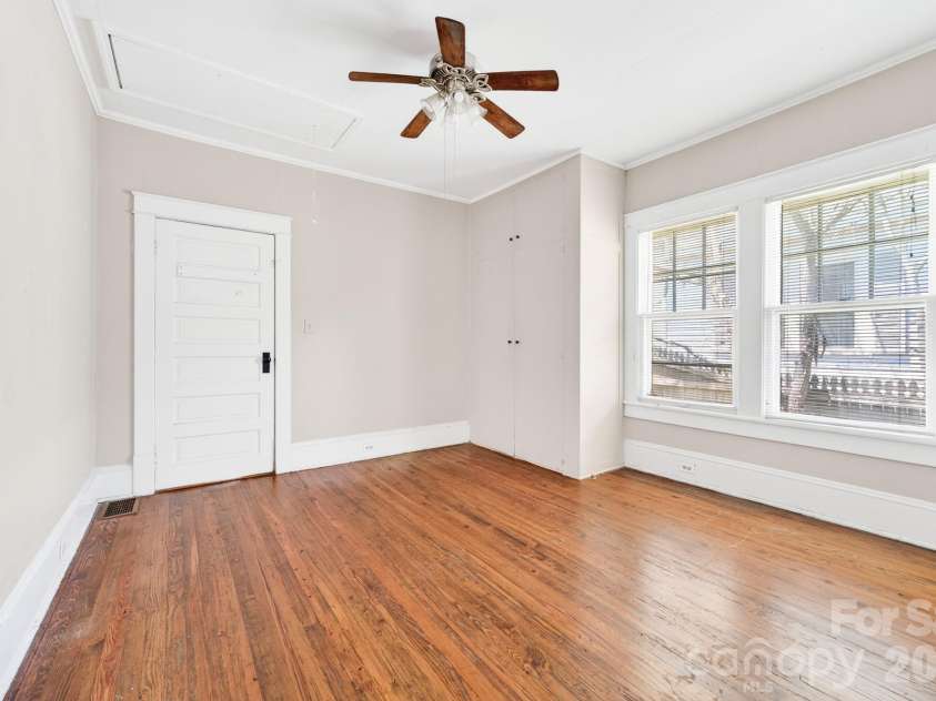 11 Cedar Street, Belmont, NC 28012.  MLS# CAR4394250, YatesRealty ID 31482. 