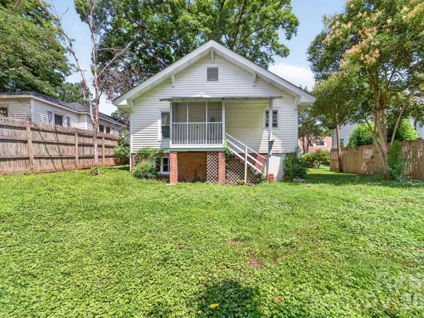 11 Cedar Street, Belmont, NC 28012.  MLS# CAR4394250, YatesRealty ID 31482. 