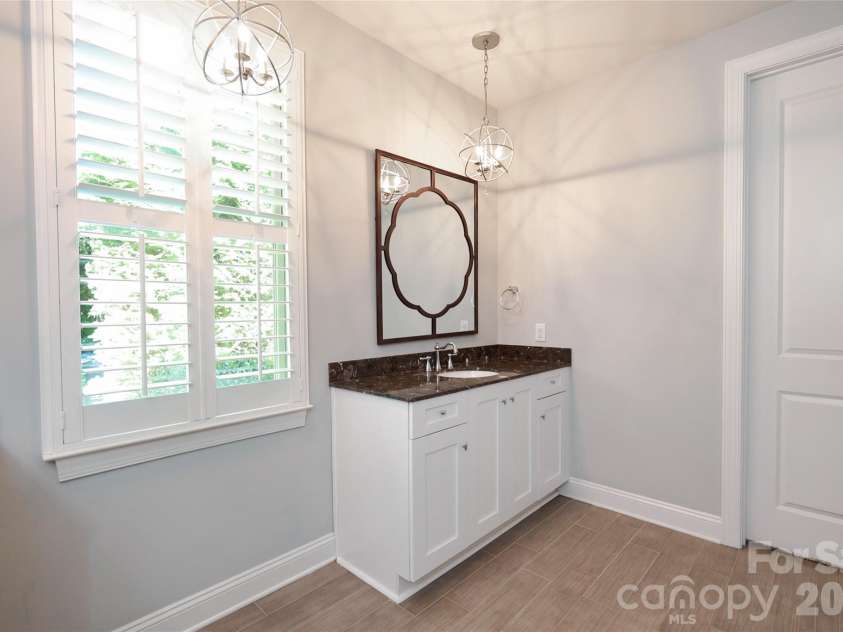 13620 Castleford Drive, Mint Hill, NC 28227.  MLS# CAR4394784, YatesRealty ID 31483. 