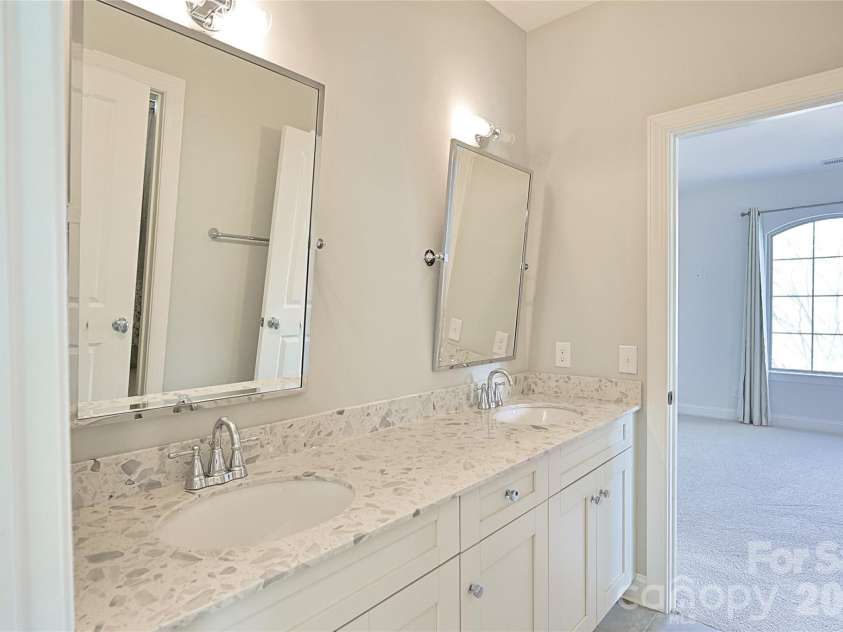 13620 Castleford Drive, Mint Hill, NC 28227.  MLS# CAR4394784, YatesRealty ID 31483. 