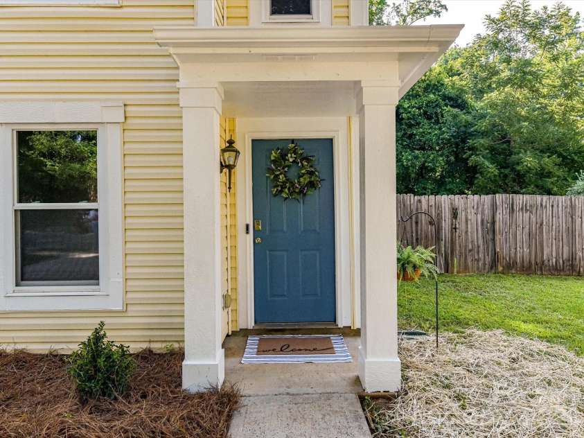 7144 Sycamore Grove Court, Charlotte, NC 28227.  MLS# CAR4366372, YatesRealty ID 31484. 