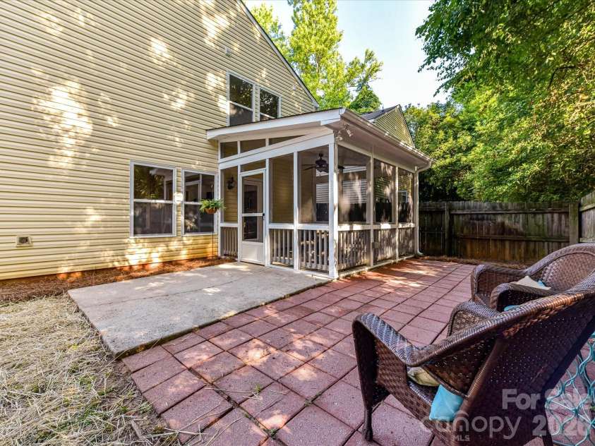7144 Sycamore Grove Court, Charlotte, NC 28227.  MLS# CAR4366372, YatesRealty ID 31484. 