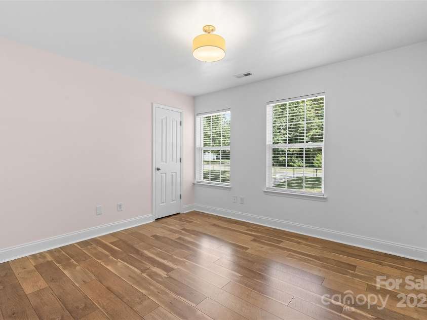 9027 Leah Meadow Lane, Charlotte, NC 28227.  MLS# CAR4285740, YatesRealty ID 31484. 