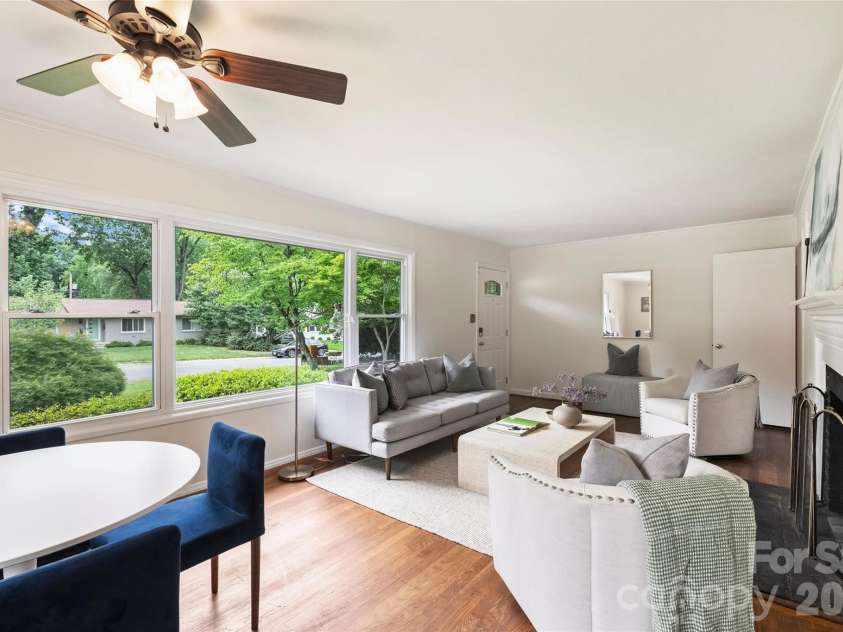 300 Cooper Drive, Charlotte, NC 28210.  MLS# CAR4393603, YatesRealty ID 31485. 