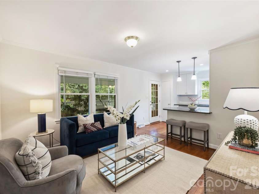 300 Cooper Drive, Charlotte, NC 28210.  MLS# CAR4393603, YatesRealty ID 31485. 
