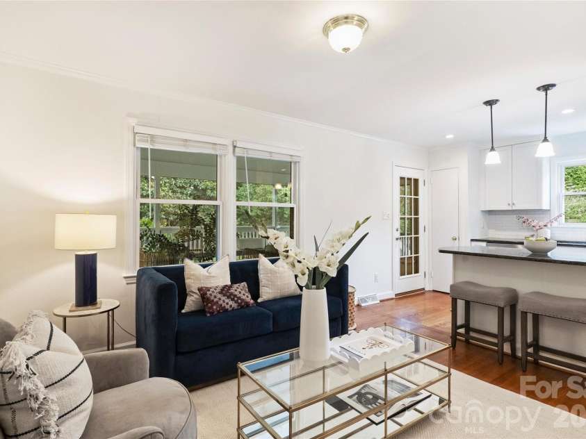 300 Cooper Drive, Charlotte, NC 28210.  MLS# CAR4393603, YatesRealty ID 31485. 
