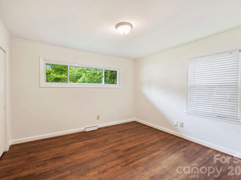 300 Cooper Drive, Charlotte, NC 28210.  MLS# CAR4393603, YatesRealty ID 31485. 
