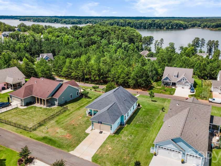 11261 Island View Lane, Lancaster, SC 29720.  MLS# CAR4391995, YatesRealty ID 31486. 