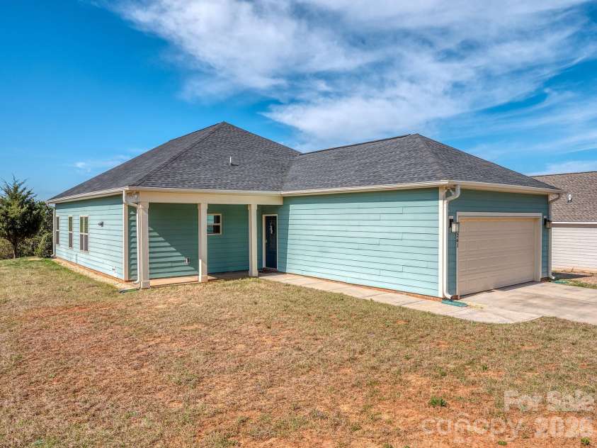 11261 Island View Lane, Lancaster, SC 29720.  MLS# CAR4391995, YatesRealty ID 31486. 