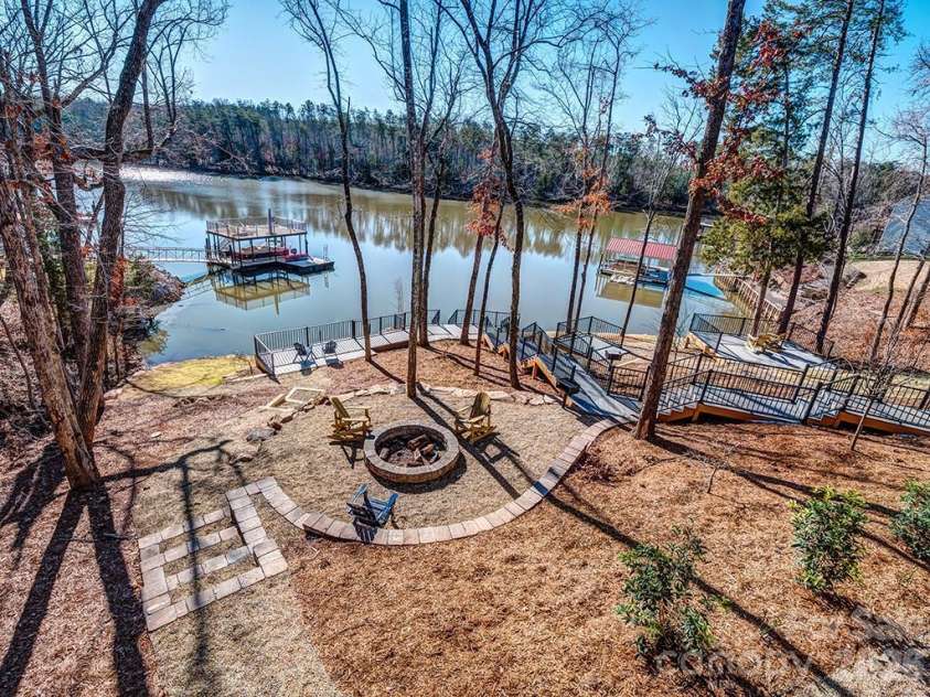 11261 Island View Lane, Lancaster, SC 29720.  MLS# CAR4391995, YatesRealty ID 31486. 