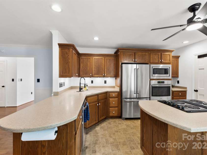 120 Windy Hill Drive, Cherryville, NC 28021.  MLS# CAR4286624, YatesRealty ID 31488. 